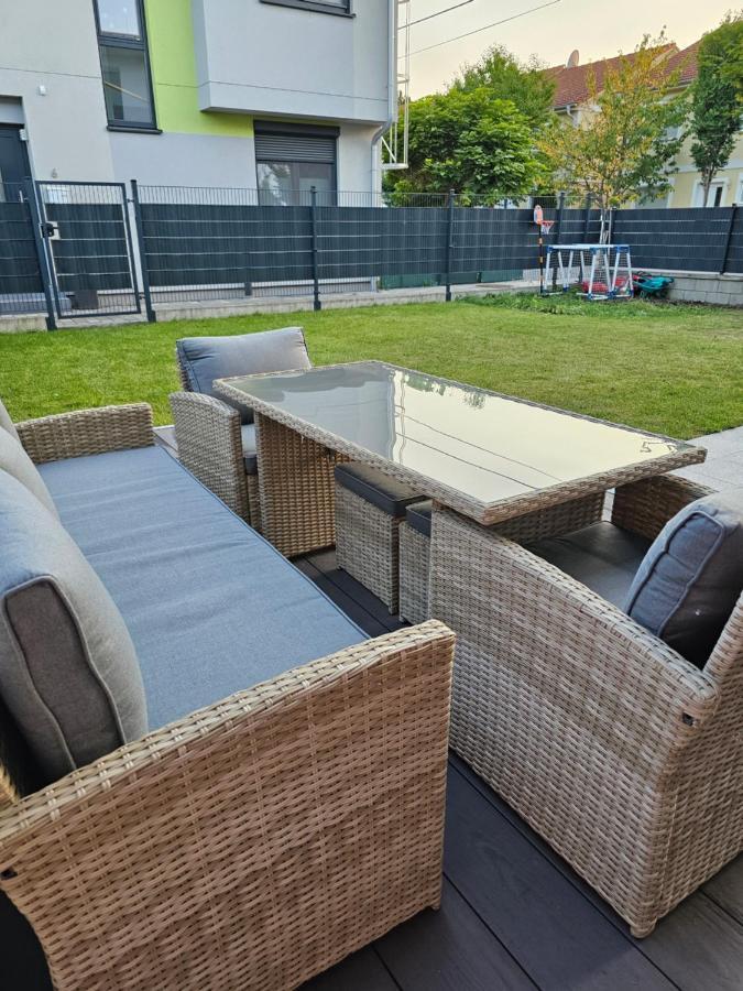 Cosy & Elegant Cityhouse With Garden Wien Exteriör bild